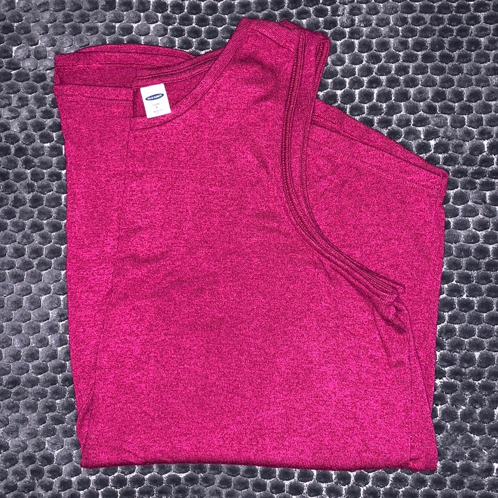 Berry Hi-Lo Top